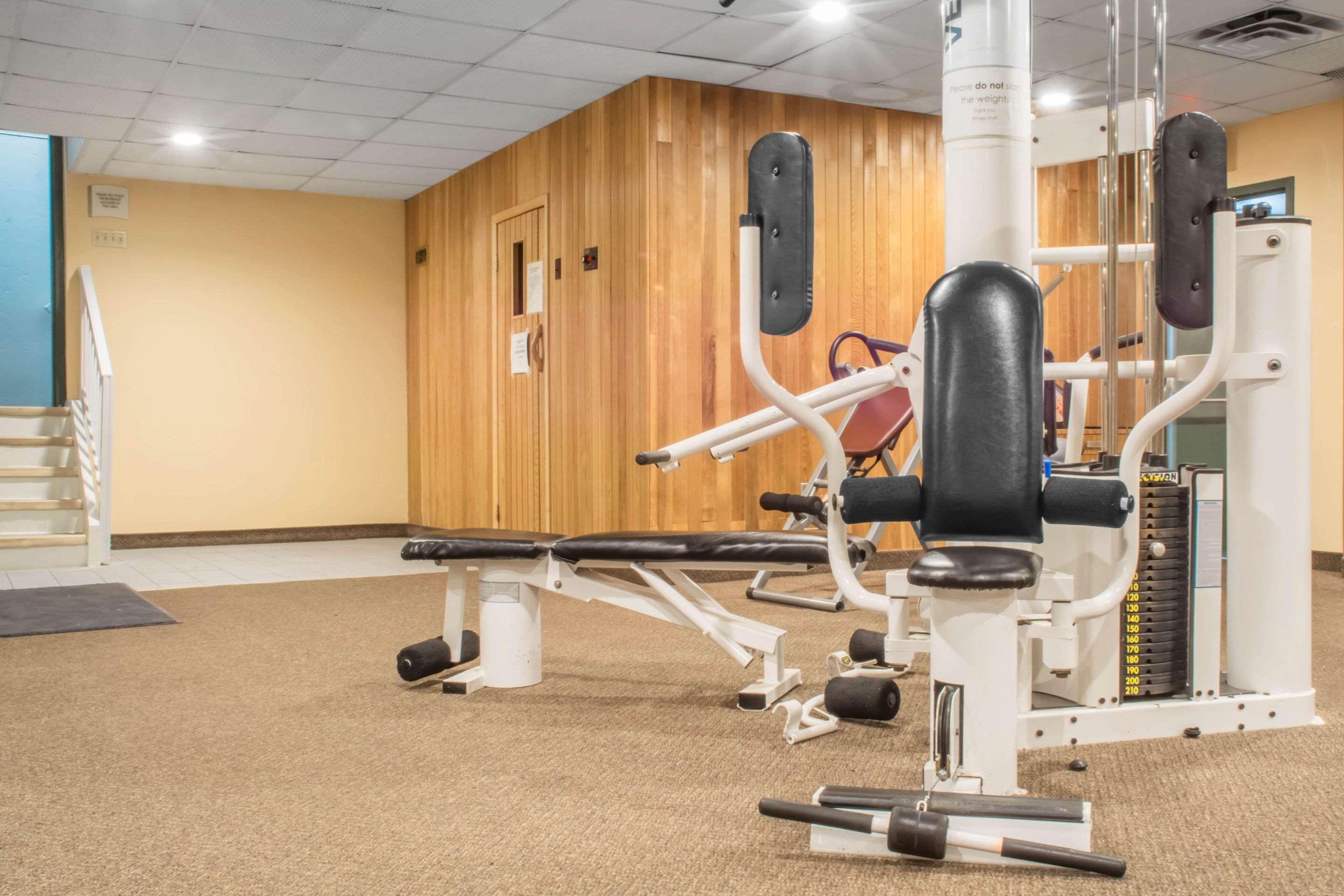 Quality Inn Bracebridge Bagian luar foto